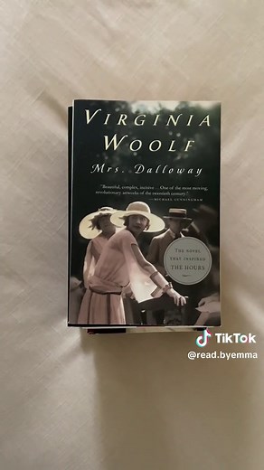 Book Recommendations for the Mentally Unwell: Gentle Reads to Comfort