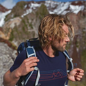 Explore our spring summer Tech Lite tees, featuring new season graphic designs. Versatile all year-round in a soft and durable merino-blend fabric. | icebreaker