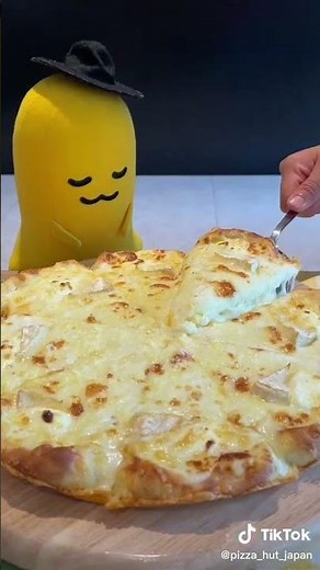 Cheeeeese!!!🧀#ピザハット#チーズ #cheese#とろける4種のチーズのフォルマッジ