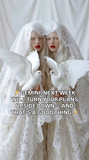 Astrology | tarot | purpose on Instagram: "Be ready: the coming week will be dynamic. Information, meetings, and conversations may suddenly change your direction. The main theme is flexibility and fast decision-making. ♊ GEMINI — NEXT WEEK’S HOROSCOPE ✨ Work & Goals New ideas, offers, or unexpected tasks may appear. Important: — don’t take on everything at once — double-check details — choose what truly resonates Your strength lies in adaptability. 💖 Relationships There will be a lot of communi
