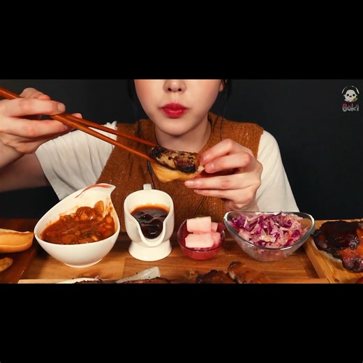 SUB)Mukbang ASMR| Membuat Burger Ayam, Sosis, Daging Bbq Eating Sounds | Ada Yang Baru