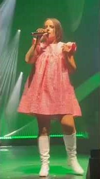 Alizee - LA Isla Bonita - Concert Olympia 7 September Paris