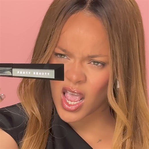 Add ✨drama✨ to ya look! Hella Thicc Volumizing Mascara delivers irresistibly thick lifted lashes for voluptuous volume. | fentybeauty