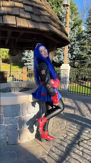 One Kiss - Evie Descendants 3 💙🍎 #evie #descendants3 #disneydescendants #onekiss #mal
