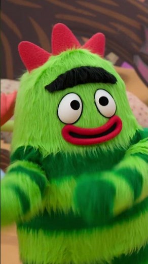 A Helping Hand | Yo Gabba GabbaLand!