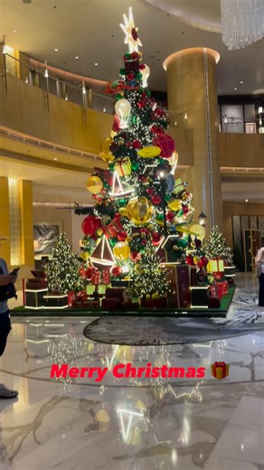 Alam mo Saan galing ang 🌲? The Christmas tree tradition originated in 16th-century Germany, evolving from medieval "paradise trees" (fir trees decorated with apples for the Feast of Adam and Eve) Merry Christmas to all.. | Matthew Cheng