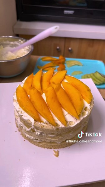 Fresh Fruit Cake Decorating Ideas