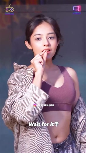 Console Playstation Gaming™️ on Instagram: "Tag that friend jo kabhi ready hi nahi hota, bas reason ready hota hai 😂 Enjoy Upto 1 Hour of Free Gaming download the console gaming app #consolegaming #fifa #mumbai #console #dombivli"