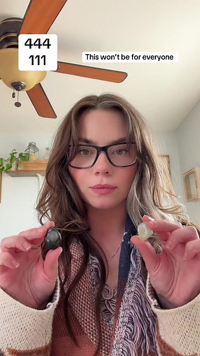 Lilu Julia Oil Massage & Angel Numbers