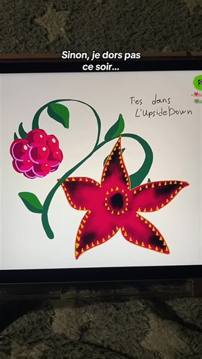 Anastasie on Instagram: "😱Pourquoi il se met d’un coup à dessiner ce truc bizarre… une FLEUR ? Et pourquoi elle a des DENTS ??😬 #artworkout #artchallenge #multiplayer #drawing #ipad"