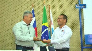 Reinaugurado após o período de reestruturação, a UBS Emilly Raquel, que fica no centro da cidade, continuará com o atendimento pediátrico e outras especialidades como: clínica médica, pré-natal, odontologia, preventivo, vacinas, enfermagem, e também acompanhamento ao nutricionista. Com a ampliação de serviços, a UBS irá atender além das crianças, os moradores dos bairros Renato Gonçalves, Aratu, Vila Jurí, Vila Regina, Sandra Regina I e II. O avanço na saúde continua! Confira a matéria: https://