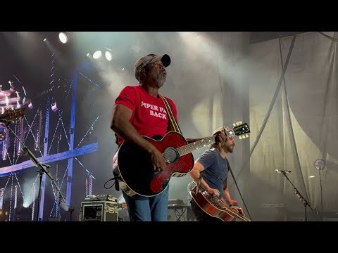 Darius Rucker - Live at the Fruit Yard (FULL SHOW)