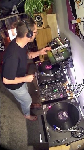 Jungle Vinyl DJ Mix (Live) — High Contrast vs Chase & Status Clip 04