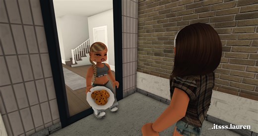 WELCOME NEIGHBOR || Hashtags: #foryoupage #bloxburg #itssslauren #neighbor #roleplay