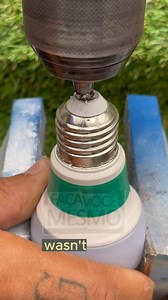 You’ve been using light bulbs wrong your whole life Forget the old way #ElectricalHack #HomeTip #SmartIdea | Tool Titans