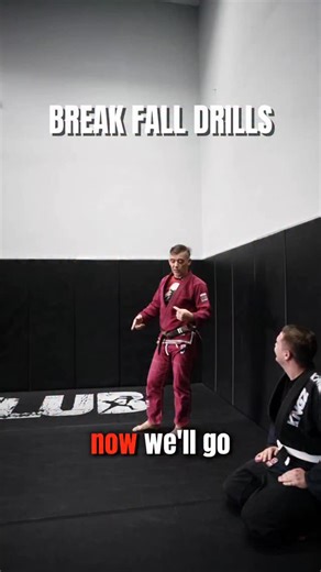 🔺 We welcome all levels, from complete beginners to experienced athletes refining their basics. Classes run every day of the week, making it easy to stay consistent and progress at your own pace whether you train in GI or NO-GI. #elitefightclub #elitefightclubbangkok #bjj | Elite Fight Club, Bangkok