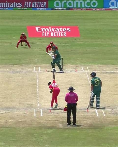 Beautiful batting by Steve Stolk as he gets South Africa to a flying start 🔥 #U19WorldCup | ICC - International Cricket Council