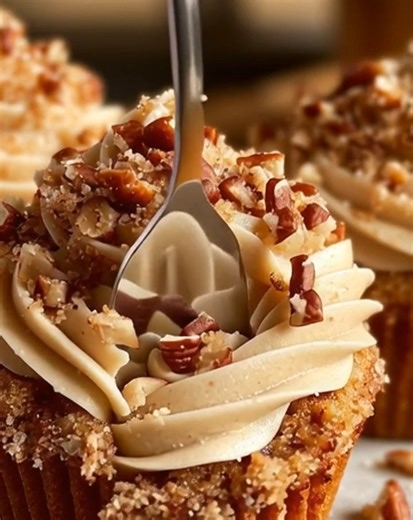 Rich, nutty, and topped with the dreamiest frosting 🧁✨ These Pecan Pie Cupcakes bring the flavors of pecan pie into soft, fluffy cupcakes with a caramel-like brown sugar frosting. Pure indulgence in every bite! 🤎 #PecanPieCupcakes #SouthernBaking #BrownSugarFrosting #SweetTreats #CupcakeLove Pecan Pie Cupcakes with Brown Sugar Frosting Recipe Ingredients (Cupcakes): 1 cup all-purpose flour ½ teaspoon baking soda ¼ teaspoon salt ½ cup unsalted butter, softened ½ cup light brown sugar, packed ¼ 