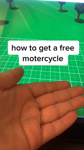 how to get a free motorcycle in bloxburg #foryou #bloxburghack #foryoupage #fyp #tiktokreviews #viral #foryyou