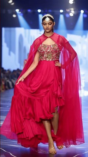 Ramp walk on floor #phonk #music #anime #animeedit #song #rampwalk #fashion #catwalktour #rampwalk