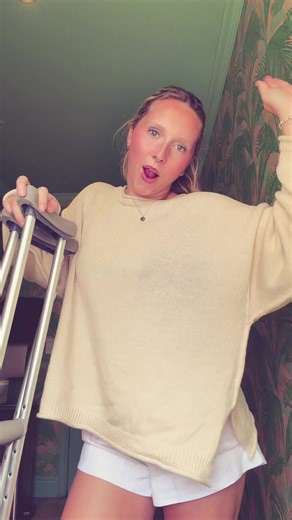 Sunday Outfit Check with Crutches