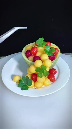 Creative Fruit Platter Ideas for Home Chefs