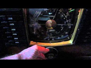 Vintage Antique 1942 Zenith 10-S-669 Tube Radio Playing #2