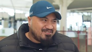 Brave bystander tells Logan KFC robbery story