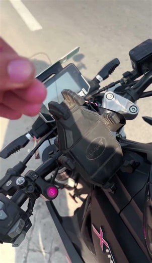 Always wear helmet #viral #viralvideo ##india