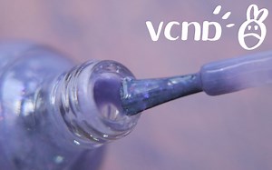 藏野桑丨整点蓝色系~两瓶VCND小铃铛指甲油试色