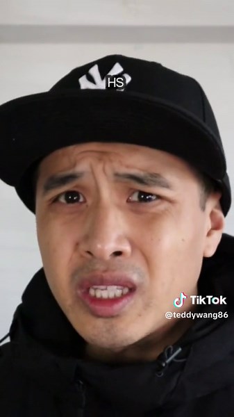 Teddy Wang: Asiático y Viral en Redes Sociales