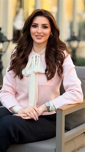 Nawar Assem on Instagram‎: "امنياتي لاخوتنا من المكون المسيحي بان يعم السلام قلوبهم و بيوتهم ، وكل عام وأنتم بألف خير ."‎