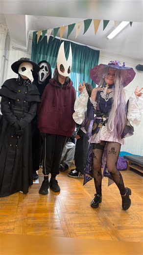 3.3K views · 47 reactions |  Wysocki doesn’t do basic   Tests smashed   Costumes wild   Treats flying off the tables   Vibes spooky, smart, and sugar-fueled   Brains on, masks on, game on   Halloween hit different this year 療 | Zespół Szkół im. Piotra Wysockiego | Facebook