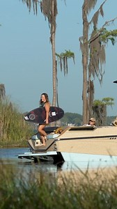 #WakesurfWednesday behind the all-new 2025 #G25Paragon! 🤙🏼 Its customized wakesurf waves are adjustable to your preferences and will cater to all ages and skill levels! Learn more about this boat at https://bit.ly/2025_G25P_FB! #Nautique100 | Nautique Boats