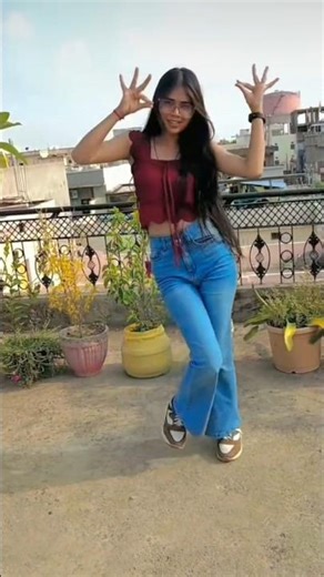 aga Bai👯 #dance #youtubeshortsvideo #shraddhapandey