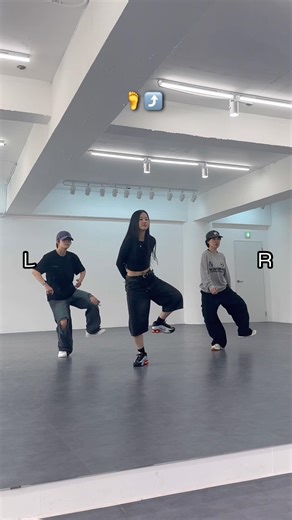 [Mirrored] LEFT RIGHT GO (bbno$ - two) | dance trend