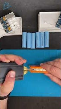 #power bank Хіаомі: PLM18ZM. Заміна акумуляторів на 18650.