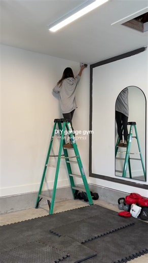 DIY garage gym in progress 🏋🏼 Maybe this will motivate me to workout more! 😅 #DIY #diyproject #diyprojects #garagegym #homegym #homeinspo #garagegoals