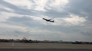 Un test PCR en moins de 72h pour voyager? Un passager témoigne d'une mission devenue quasi-impossible