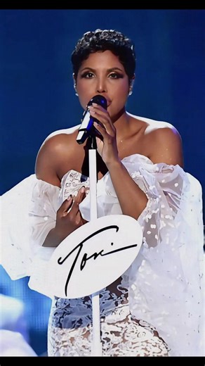 Today we celebrate a voice that defined the ‘90s and still gives us chills decades later. From “Un-Break My Heart” to “Breathe Again”, Toni’s soulful sound and timeless elegance continue to inspire artists and fans around the world. 💫 She’s not just a Grammy-winning icon — she’s a story of resilience, strength, and reinvention. Through challenges and triumphs, Toni Braxton has remained the epitome of grace, proving that true artistry never fades. 🌹 Let’s raise a toast to the woman who taught u