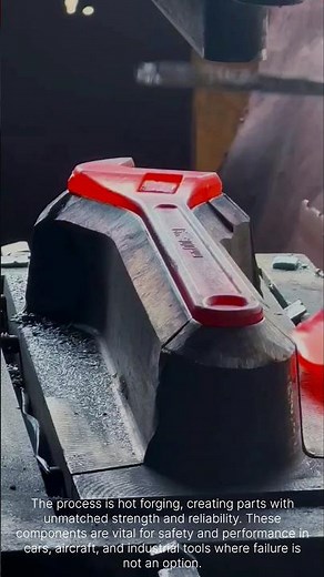 SATISFYING FACTORY PROCESS: Forging a Perfect Steel Tool with a Hydraulic Press