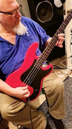 Behringer Ultra Octaver with Bass. #bassmodulators #bassfeatured #guitarpedal