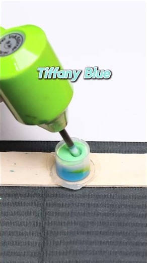 Tattoo Color Guide ：Tiffany Blue