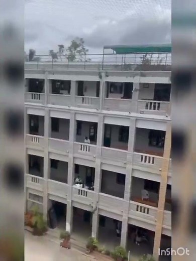 MES College