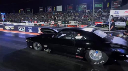 In the Snowbird Outlaw Nationals Pro 10.5 final round, Fletcher Cox left the starting line first in his nitrous-assisted “Training Day” ’69 Camaro, but Bill Lutz powered to a 3.886 at 193.88 in his screw-blown ‘67 Camaro to get around Cox’s 3.951 at 182.11. | Drag Illustrated