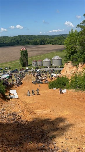 Carlos wasn’t about to let @dangerdanimal beat him on his chopper at the @tnmotorcyclerevival Hillclimb on Sunday! 🤣 Didn’t even catch the kick until I watched the video when I got home! #chickenfriedchoppers #choppersmagazine #harleydavidson #tennesseemotorcycleandmusicrevival | Chicken Fried Choppers