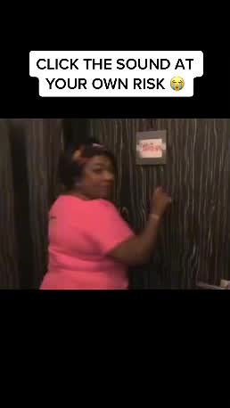 WHY POST THAT 😭 #stantwitter #fyp #foryou #floptok #dontclickthesound #twitterlinks