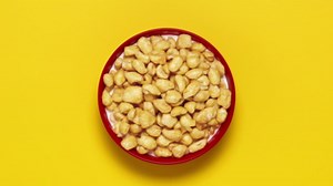 Kellogg's Apple Jacks Breakfast Cereal, Kids Cereal, Family Breakfast, Mega Size, Original, 24.7oz Box (1 Box)