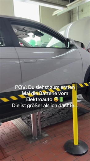 First Look at an Electric Car Battery: POV Experience