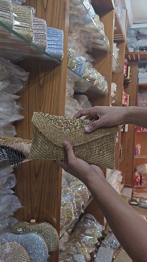 Golden Party Purses For Bride. To Order Please Inbox Us Or Call https://wa.me/ 8801821375671 #handmadejewelry #purse #wedding #cashondelivery | Chirisbella Bag's